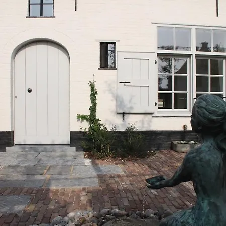 De Gasterie Bed & Breakfast 4*